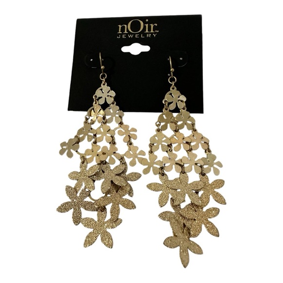 New NOIR Jewelry Gold Flower Drop Dangle Earrings - Picture 5 of 5